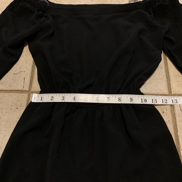 GUESS Black Off-the-Shoulder Dress - XS/TP - Bow Tie Sleeves - Picture 5 of 7